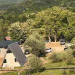 BUNGALOV SA CESTE