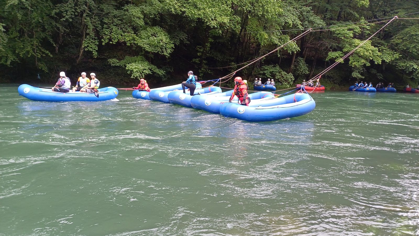 platforma rafting